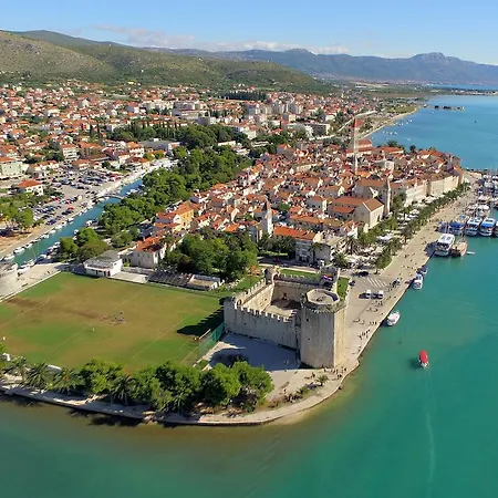 Ivanka Gasthuis Trogir