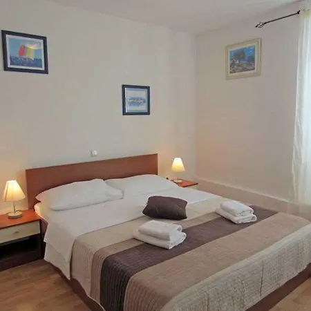 Ivanka Guest house 3*